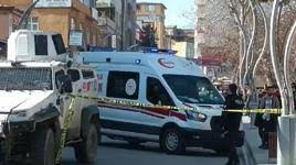 Diyarbakır'da silahlı, taşlı seçim kavgası... 1 ölü 11 yaralı